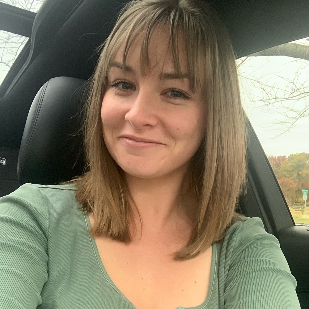 Meet your Posher, Ashley